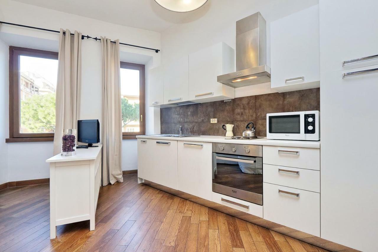 Bella San Pietro Apartment โรม ภายนอก รูปภาพ